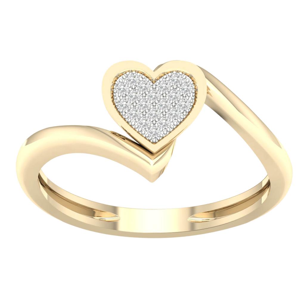 Gorgeous 10K  0.06ct Diamond Ring