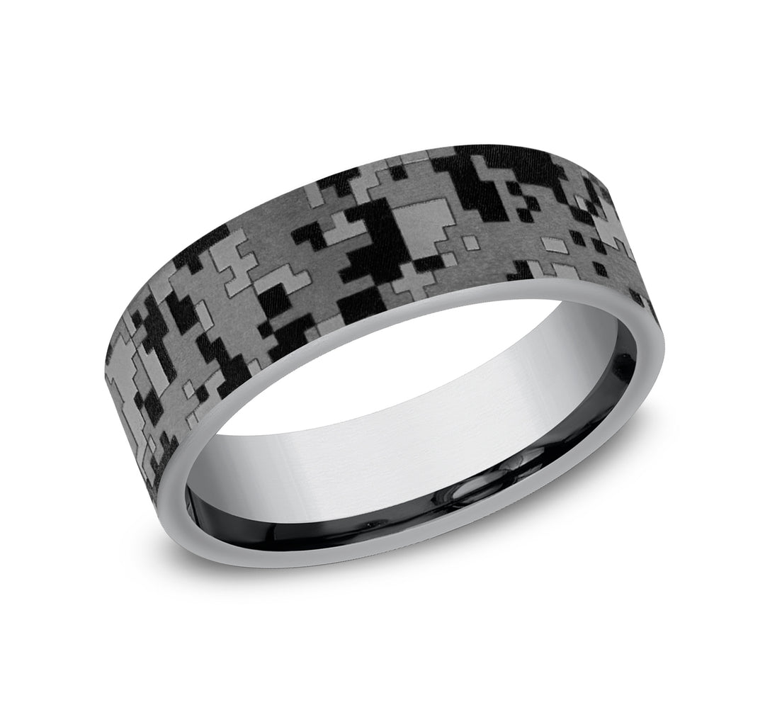 THE DIGITAL CAMO