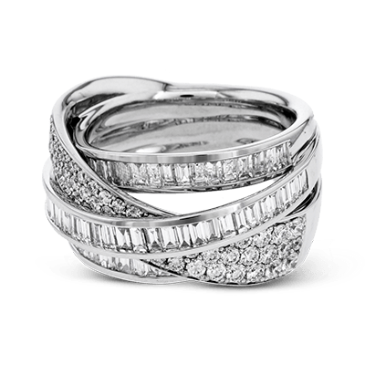 Right Hand Ring in 18k Gold with Diamonds