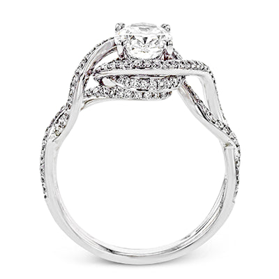 Engagement Ring in 18k Gold with Diamonds