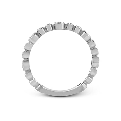 Right Hand Ring in 18k Gold with Diamonds
