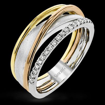Right Hand Ring in 18k Gold with Diamonds