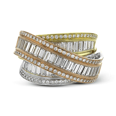 Right Hand Ring in 18k Gold with Diamonds