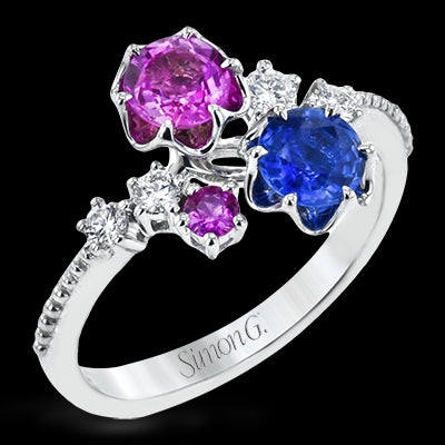 Color Ring in 18k Gold with Diamonds