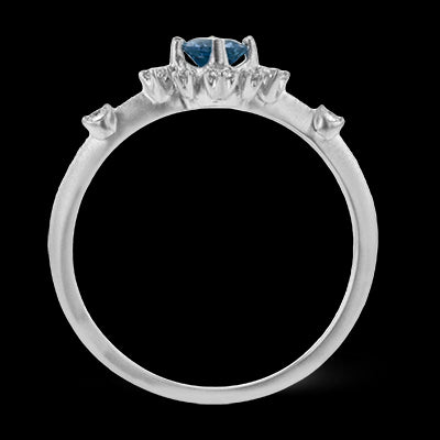 Color Ring in 18k Gold with Diamonds