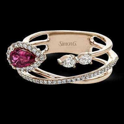 Color Ring in 18k Gold with Diamonds