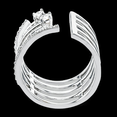 Right Hand Ring in 18k Gold with Diamonds