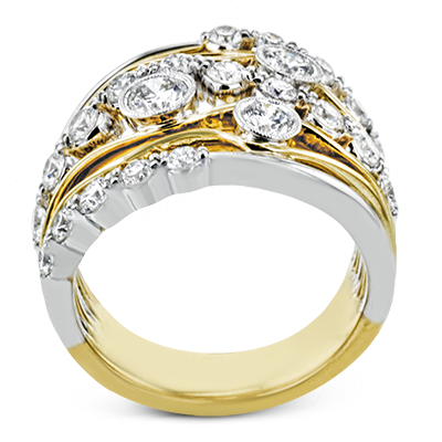 Right Hand Ring in 18k Gold with Diamonds