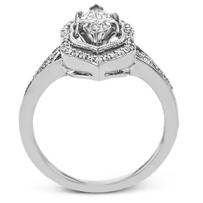 Engagement Ring in 18k Gold with Diamonds