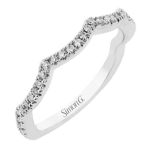 Engagement Ring in 18k Gold with Diamonds