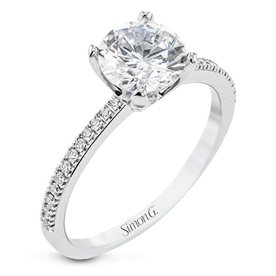 Engagement Ring in 18k Gold with Diamonds