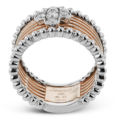 Right Hand Ring in 18k Gold with Diamonds