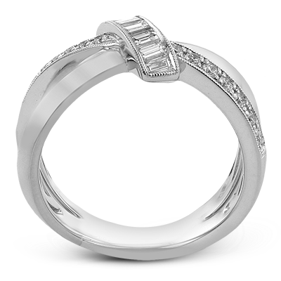 Right Hand Ring in 18k Gold with Diamonds