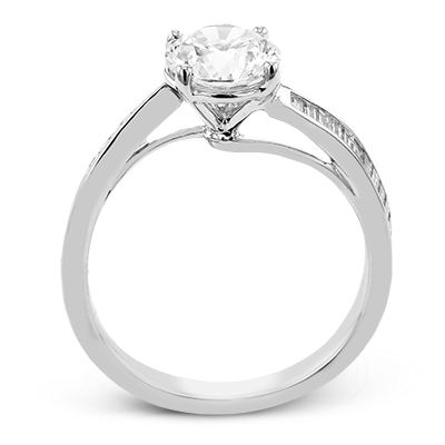 Engagement Ring in 18k Gold