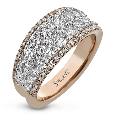Right Hand Ring in 18k Gold with Diamonds