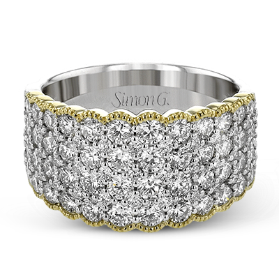 Right Hand Ring in 18k Gold with Diamonds