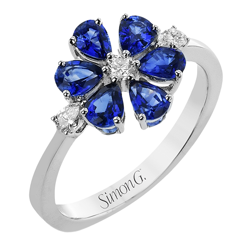 Color Ring in 18k Gold with Diamonds