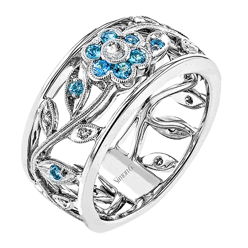 Color Ring in 18k Gold with Diamonds