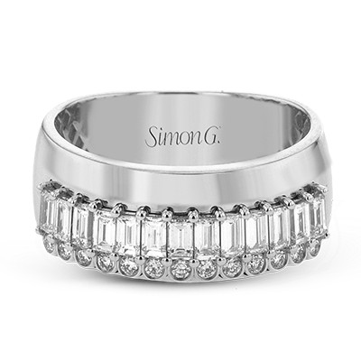 Right Hand Ring in 18k Gold with Diamonds