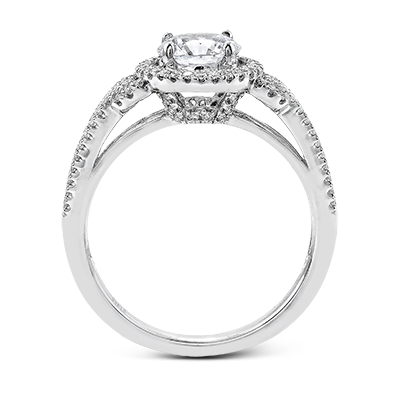 Engagement Ring in 18k Gold with Diamonds