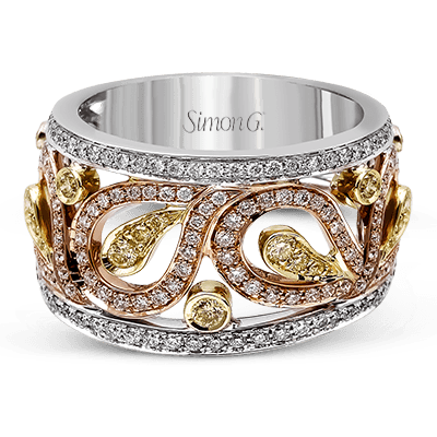 Right Hand Ring in 18k Gold with Diamonds