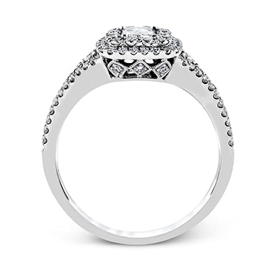 Engagement Ring in 18k Gold with Diamonds