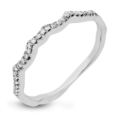 Engagement Ring in 18k Gold with Diamonds