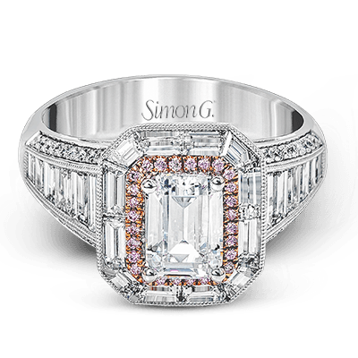 Engagement Ring in 18k Gold with Diamonds