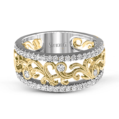 Right Hand Ring in 18k Gold with Diamonds