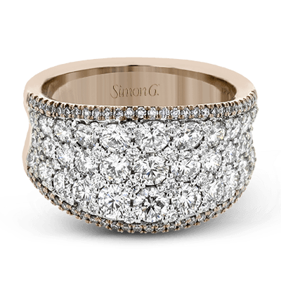 Right Hand Ring in 18k Gold with Diamonds