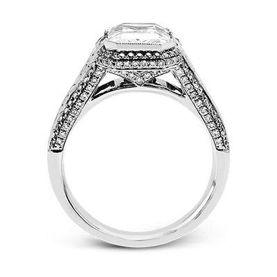 Engagement Ring in 18k Gold