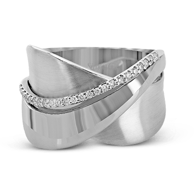 Right Hand Ring in 18k Gold with Diamonds