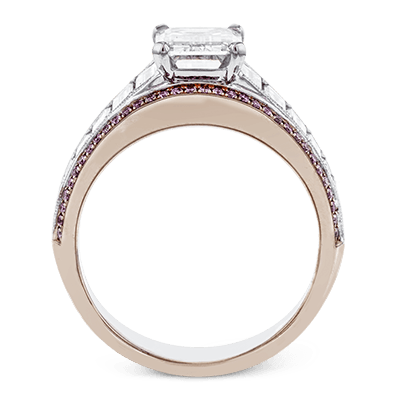 Engagement Ring in 18k Gold