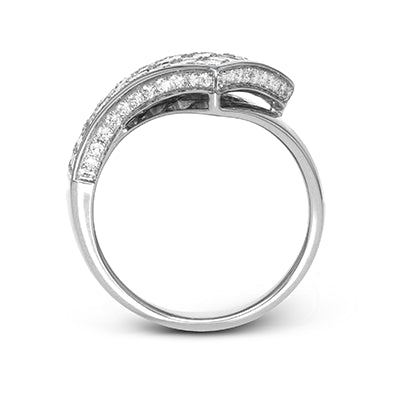 Right Hand Ring in 18k Gold with Diamonds