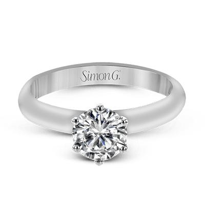 Engagement Ring in 18k Gold