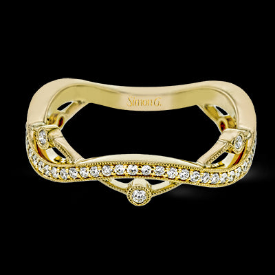 Right Hand Ring in 18k Gold with Diamonds