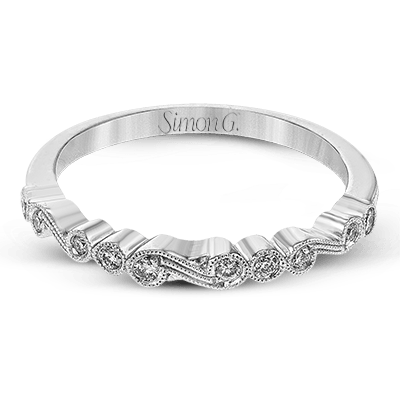 Right Hand Ring in 18k Gold with Diamonds
